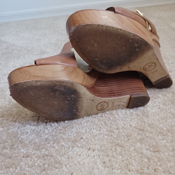 Micheal Kors Brown Wedge Sandals- Size 6.5 M - Picture 7 of 15